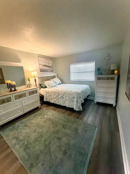 Sparkling 2Bed 1Bath Beach Home - Unit 214 可可比奇 外观 照片