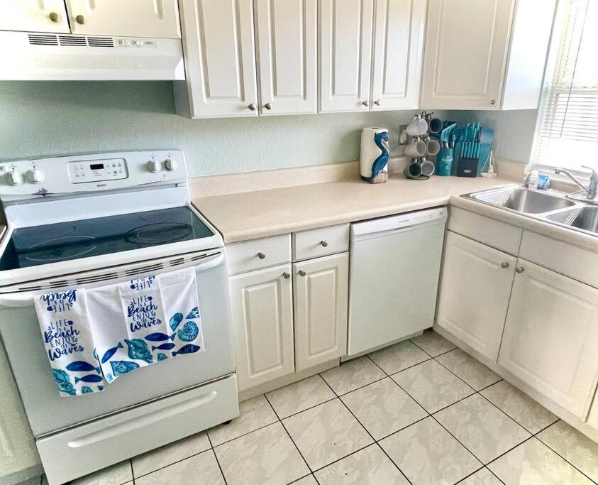 Sparkling 2Bed 1Bath Beach Home - Unit 214 可可比奇 外观 照片