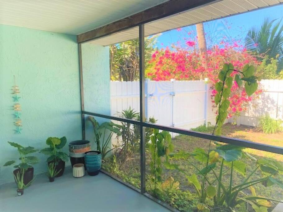 Sparkling 2Bed 1Bath Beach Home - Unit 214 可可比奇 外观 照片
